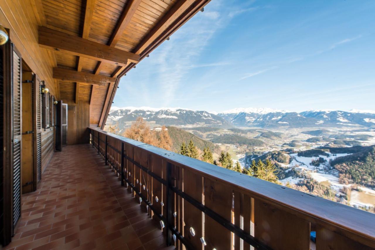 Gasthof Hoerschwang San Lorenzo di Sebato Exterior photo